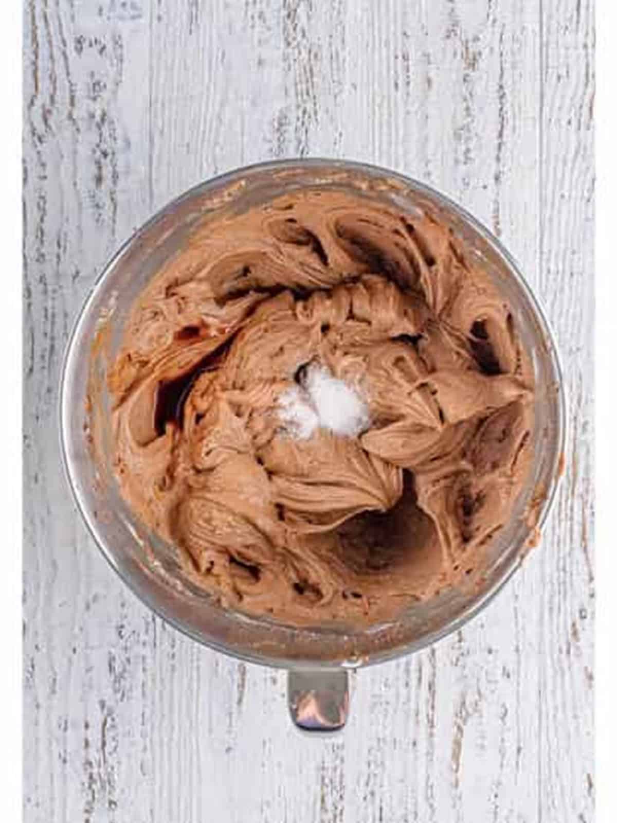 Vanilla and salt added to the chocolate cream cheese frosting.