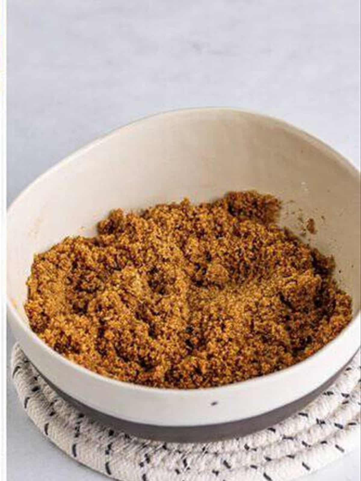 Brown sugar cinnamon filling for homemade pop tarts.