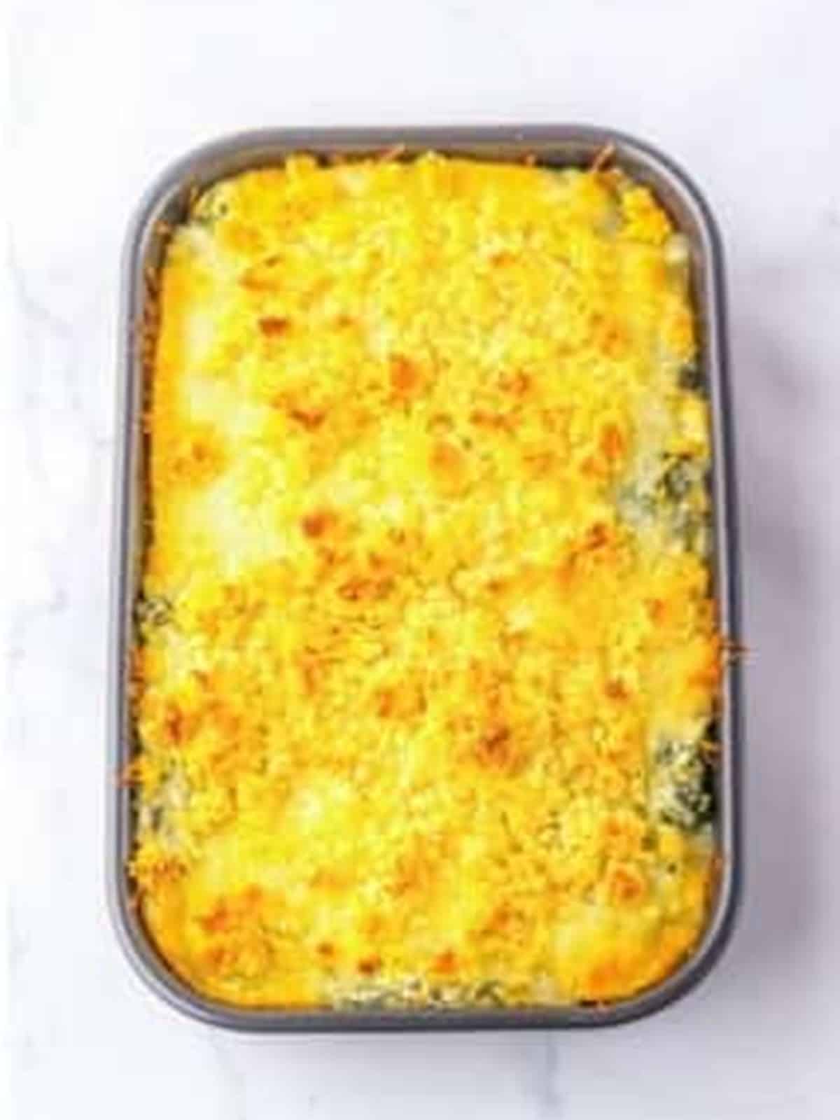 Baked golden bubbly Longhorn hot spinach dip.