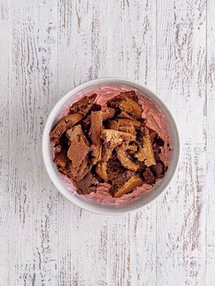Crumbled brownies added to the cherry cream cheese mixture for brownie truffles.