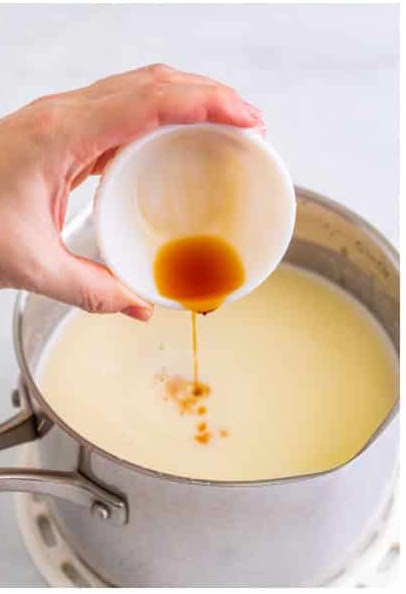 Vanilla extract added to the kahlua white hot chocolate before stirring and serving.