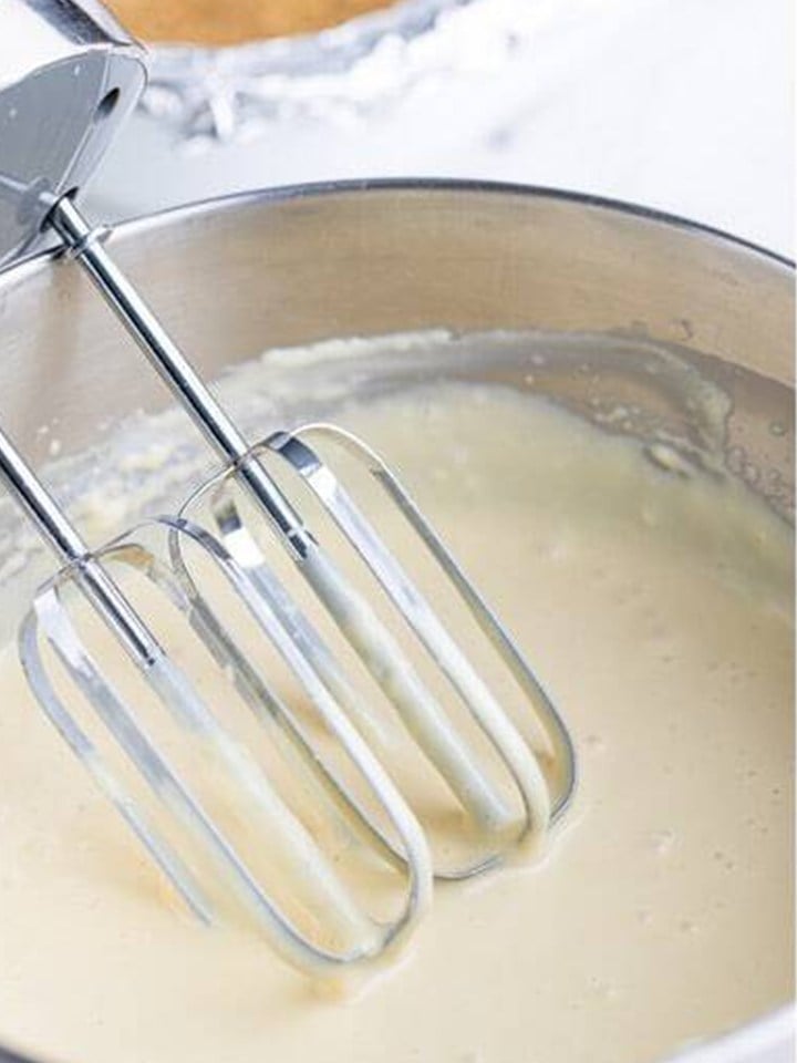 The maple cheesecake filling mixed until completely smooth.