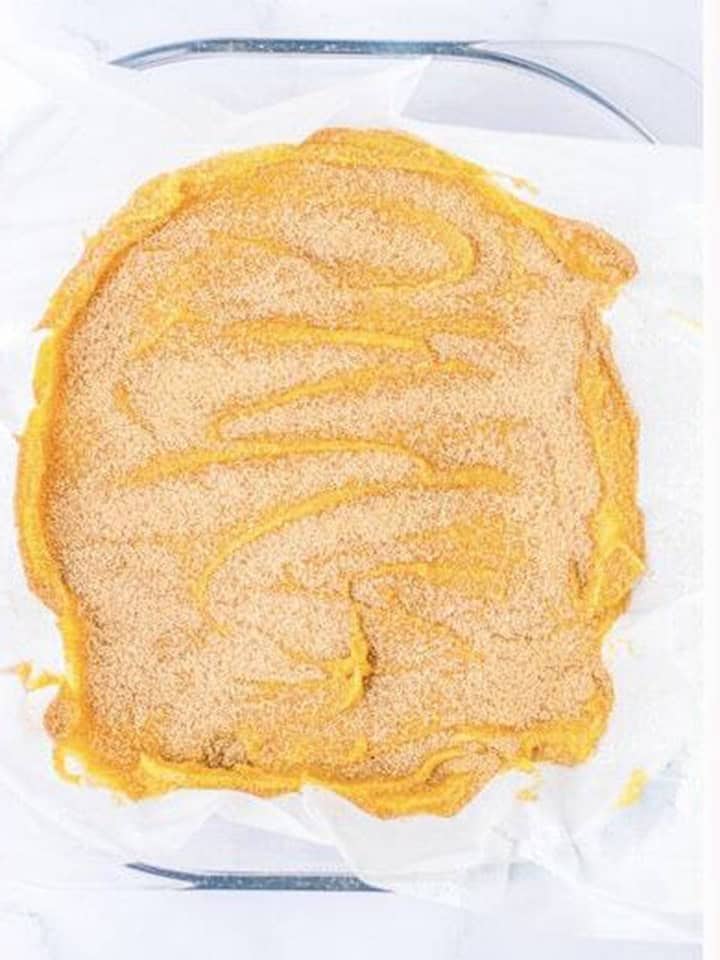 Cinnamon sugar sprinkled over the blondie batter before baking.